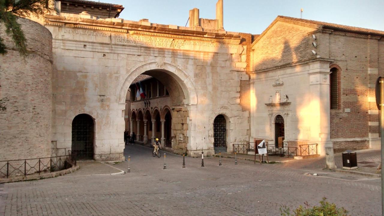 Luna Di Citta Fano Exterior photo