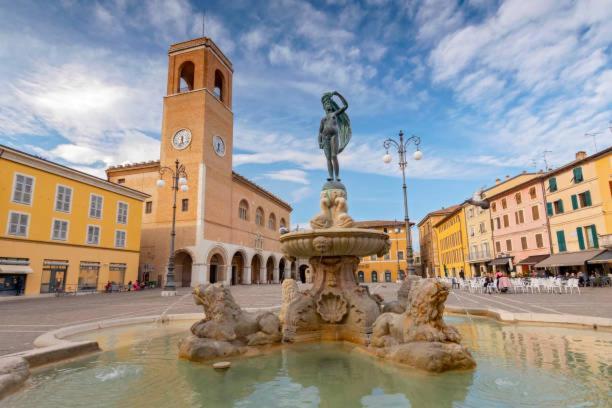 Luna Di Citta Fano Exterior photo
